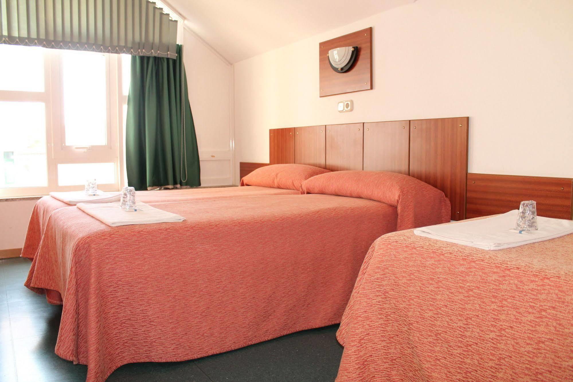 Loop Inn Hotel サンティアゴ・デ・コンポステーラ エクステリア 写真